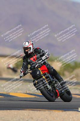 media/Nov-06-2023-Moto Forza (Mon) [[ce023d0744]]/3-Intermediate Group/Session 3 (Turn 5)/